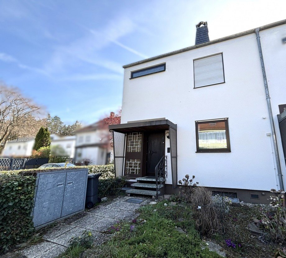 Ansicht Eingang Reihenendhaus Heusenstamm