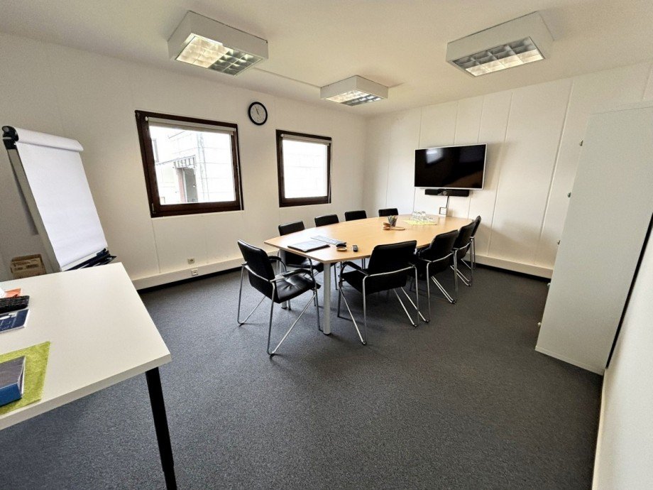 Raum 2 B�rofl�che R�dermark