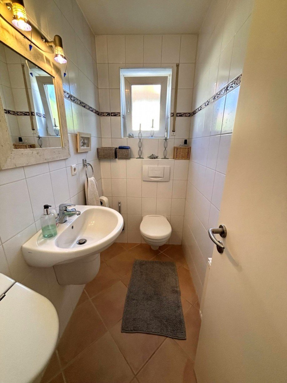 G�ste WC Doppelhaush�lfte Frankfurt am Main