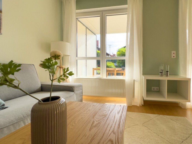 Wohnzimmer R�dermark Erdgeschosswohnung Modernes vollm�bliertes 1-Zimmer Appartment